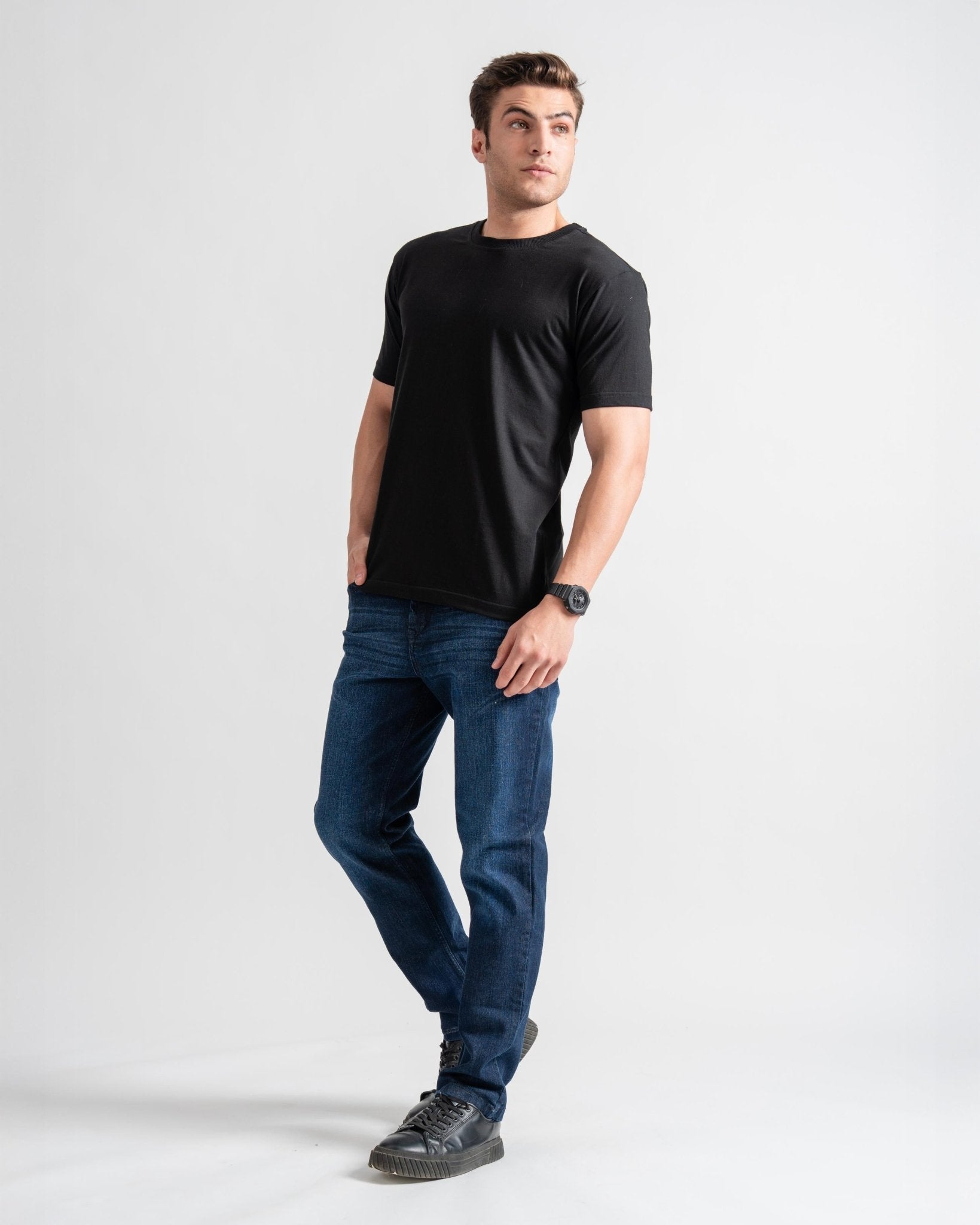 Solid black Regular Fit T-shirt